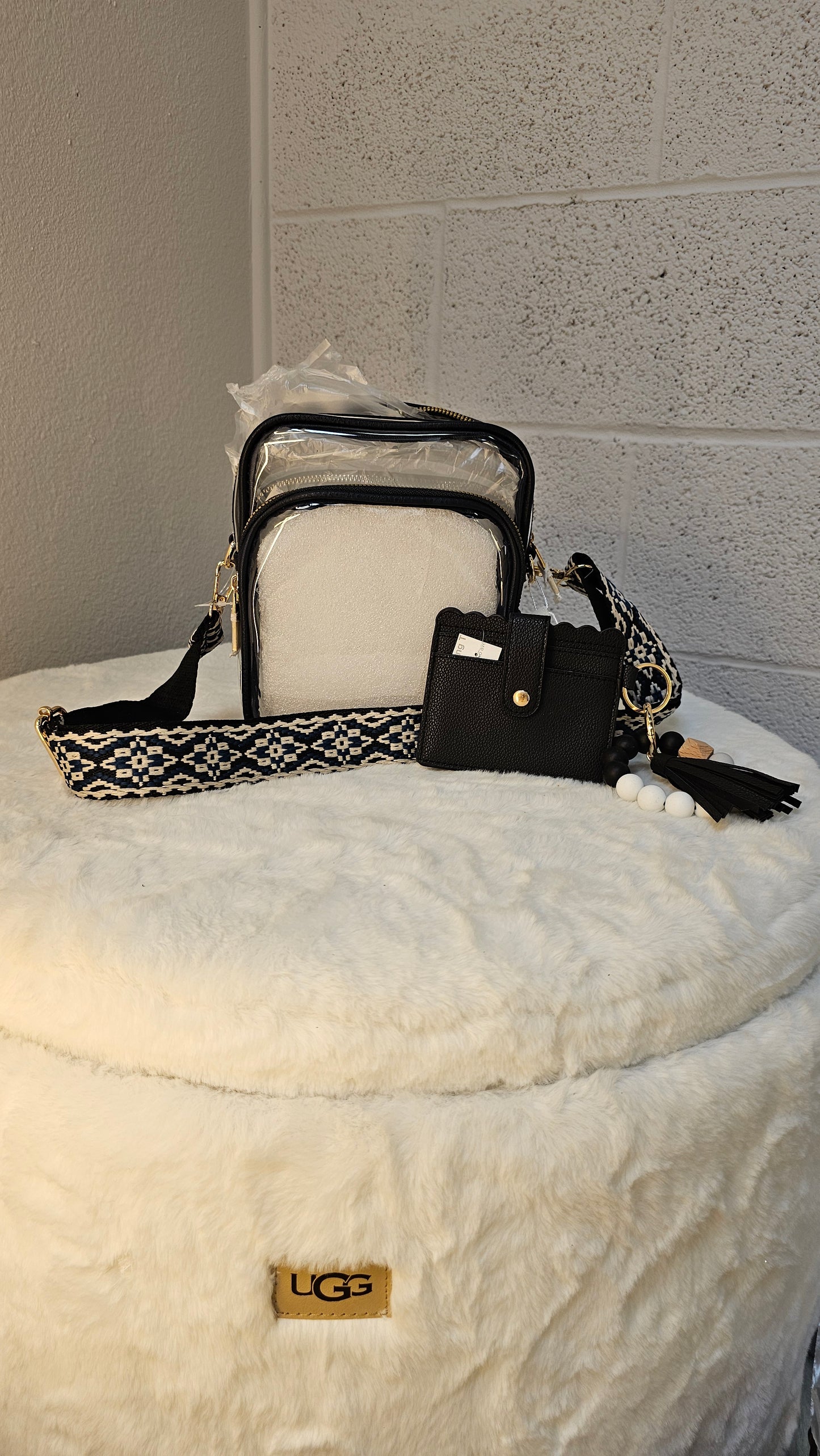 Henni Clear Crossbody