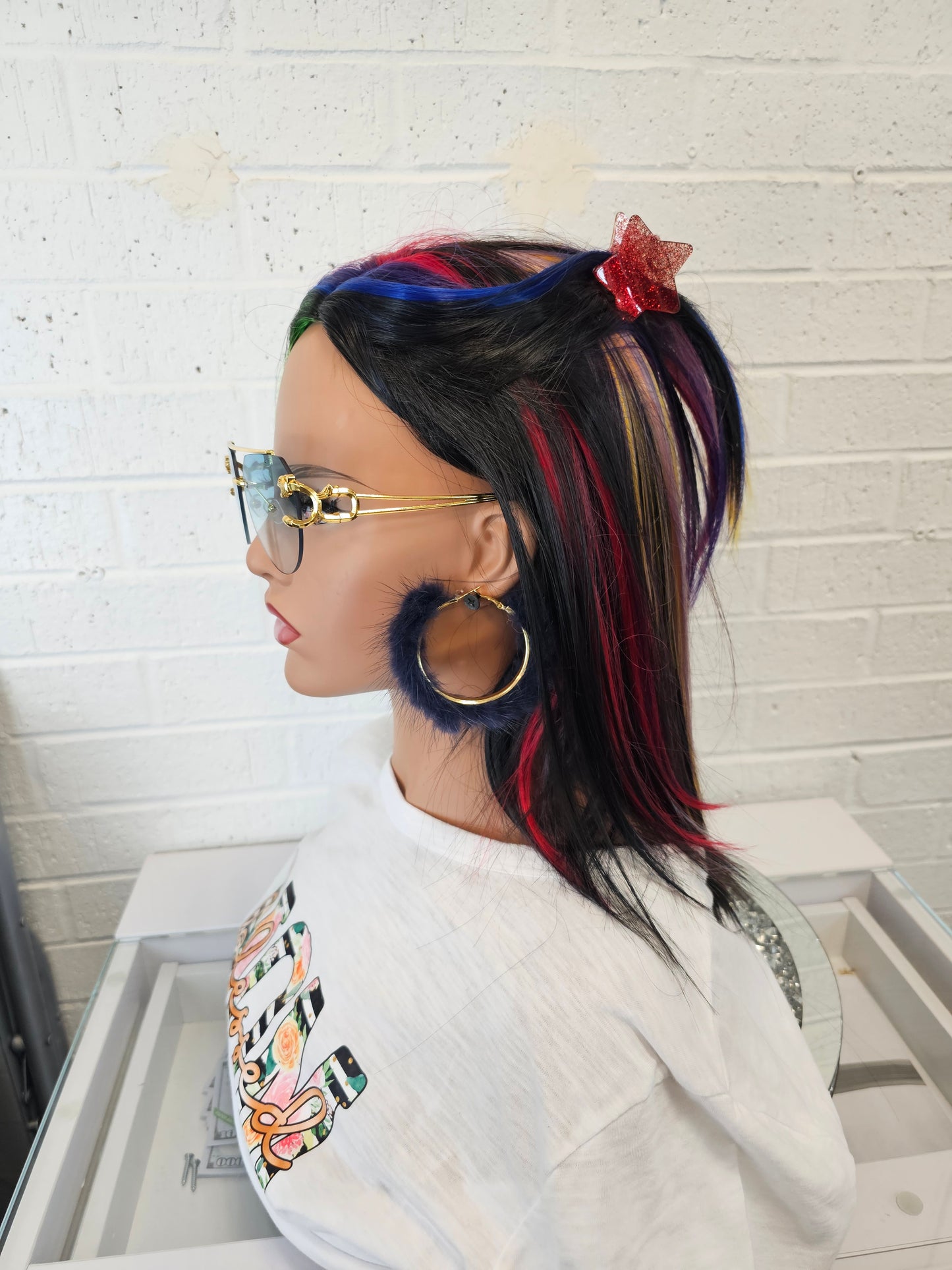 Roar Shades