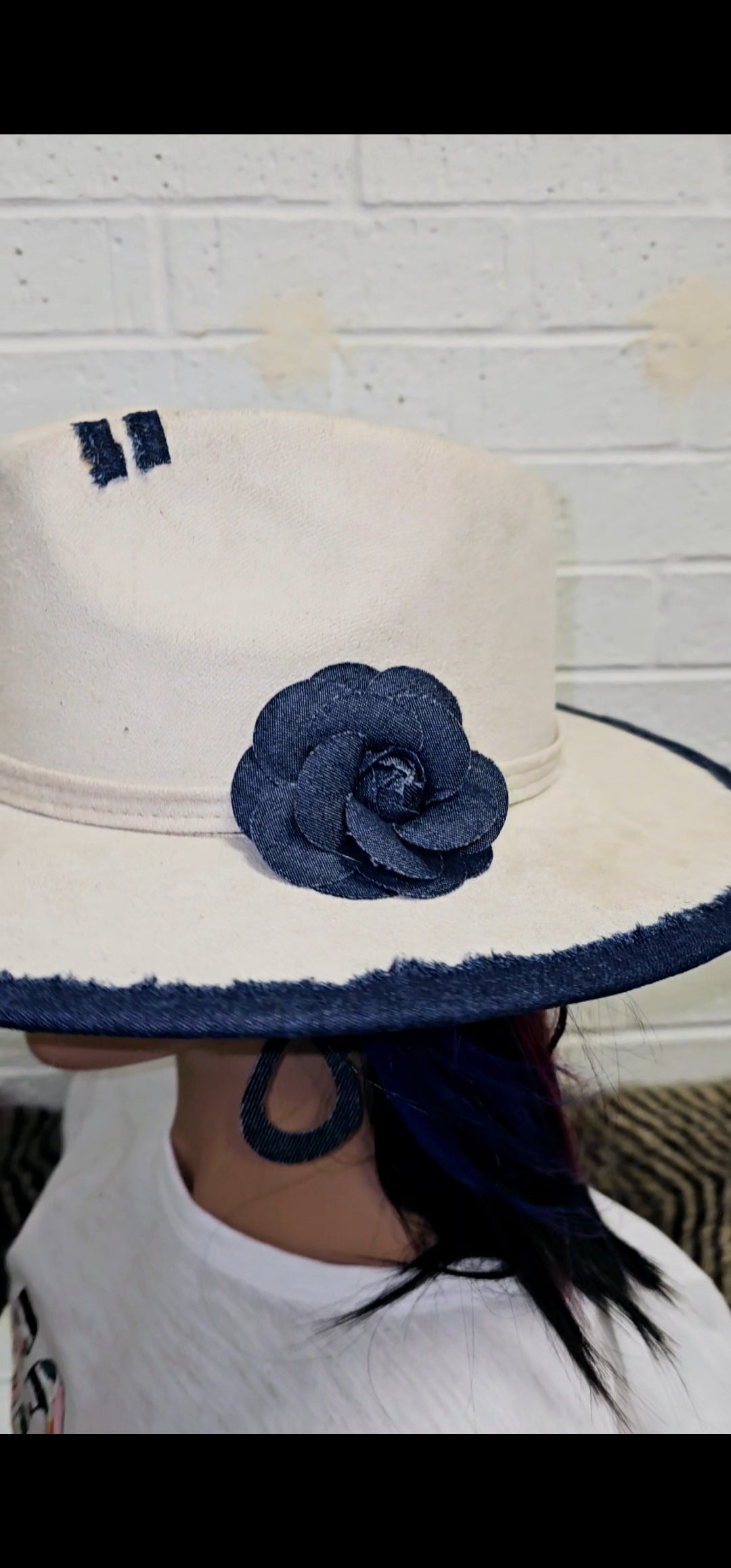 Dee Fedora