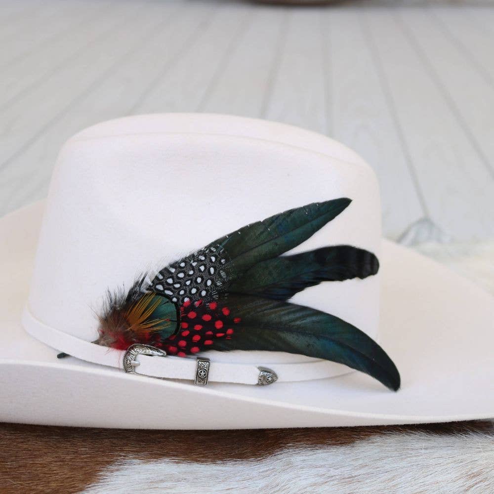 Feather Hat Accent - Sombra