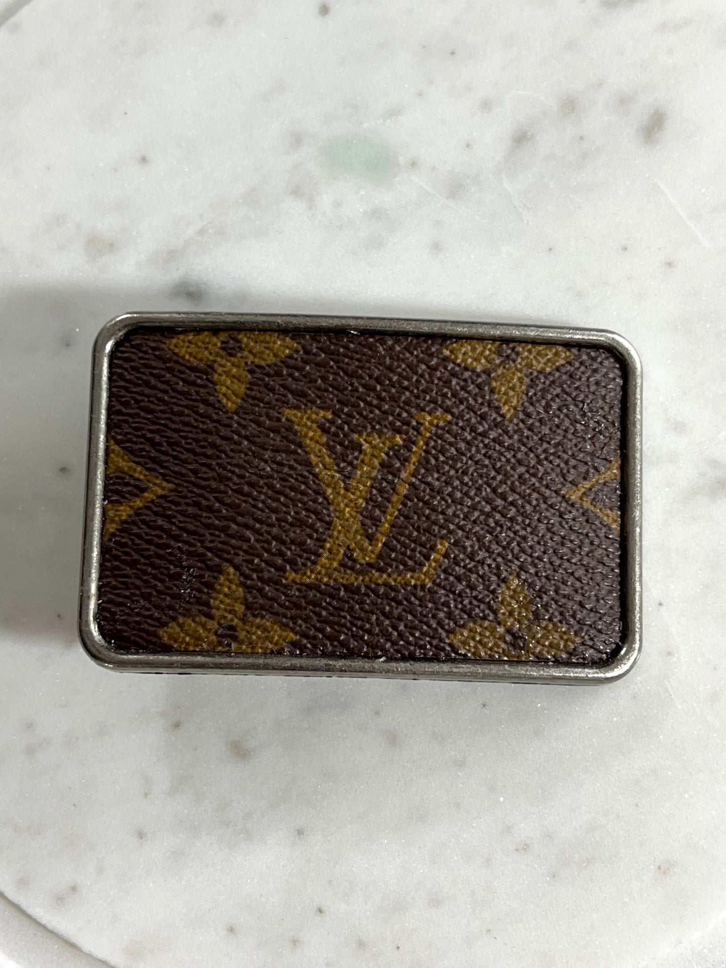 Louis Buckle Accessory