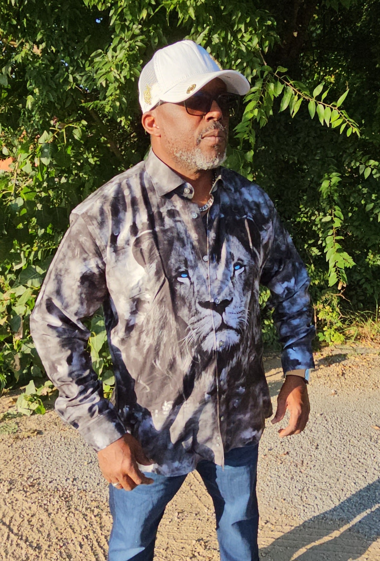 Men's Lion Thoughts Button Down  Shirt