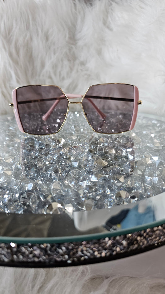 Lady Tee Shades